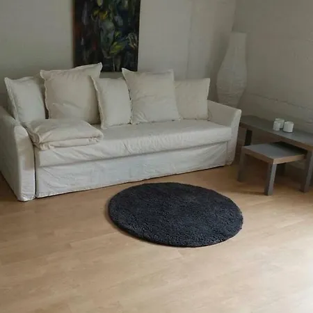 Kunstlerwohnung Surther Strasse 92 * Cologne